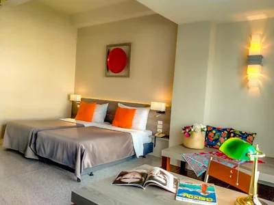 디럭스 더블룸 또는 트윈룸 — Sino House Phuket Hotel